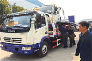 蒙阴汽车道路救援拖车价格